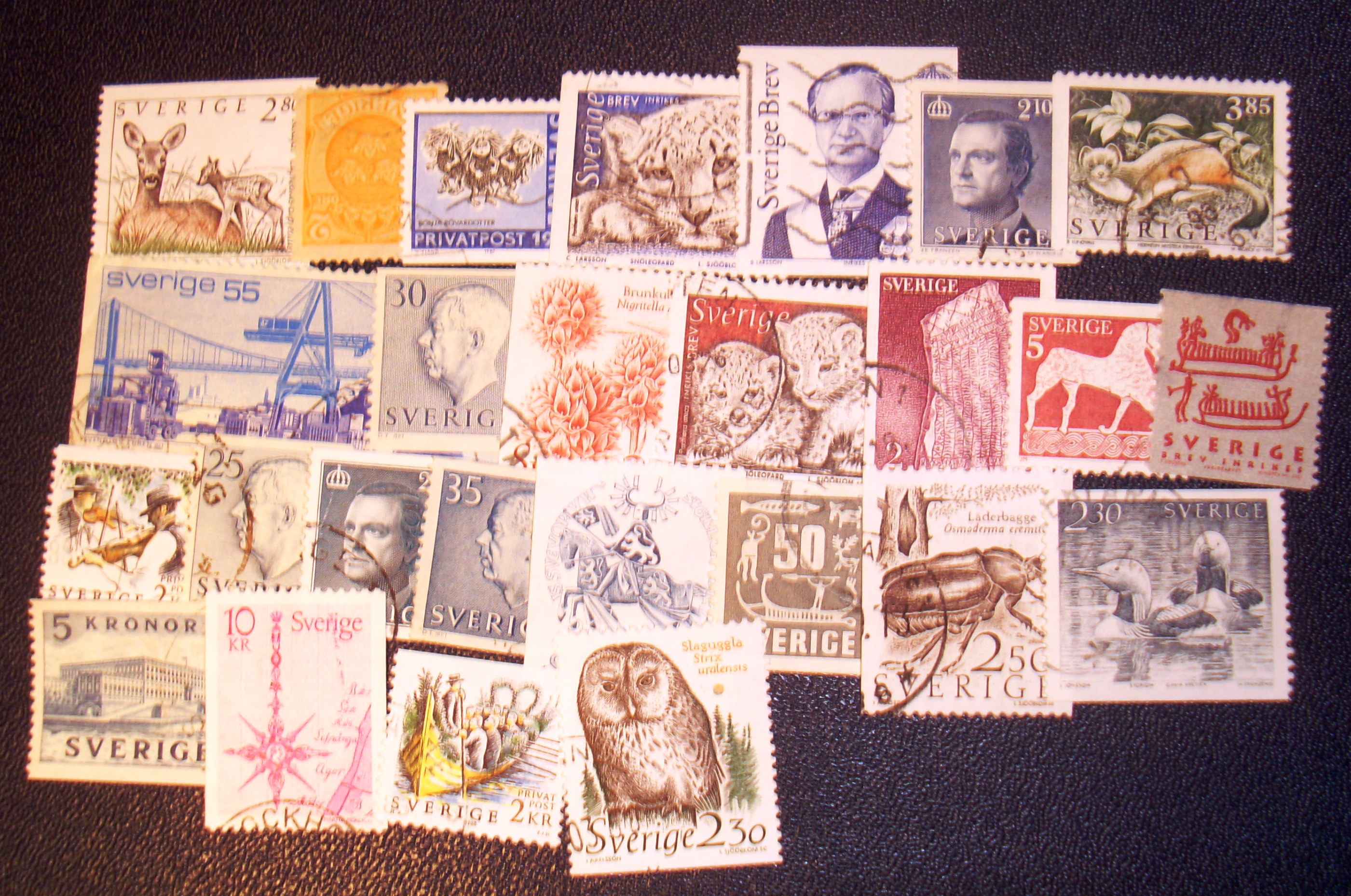 00721 25 Briefmarken aus Schweden